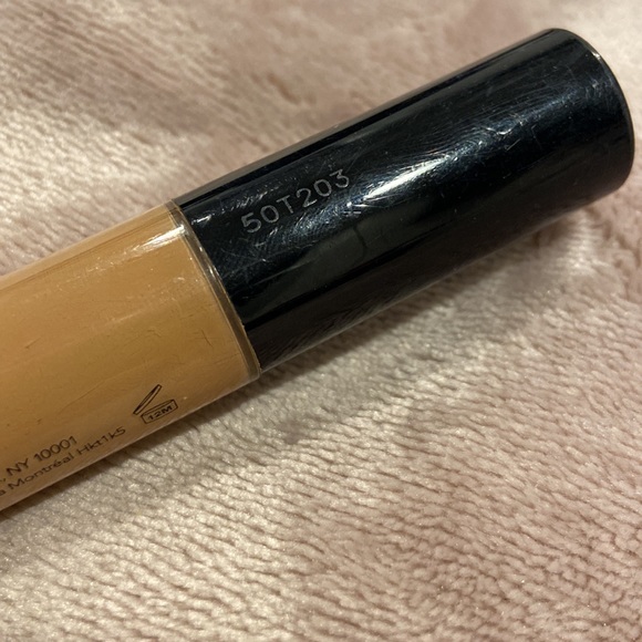 Dermablend concealer. - Picture 4 of 4